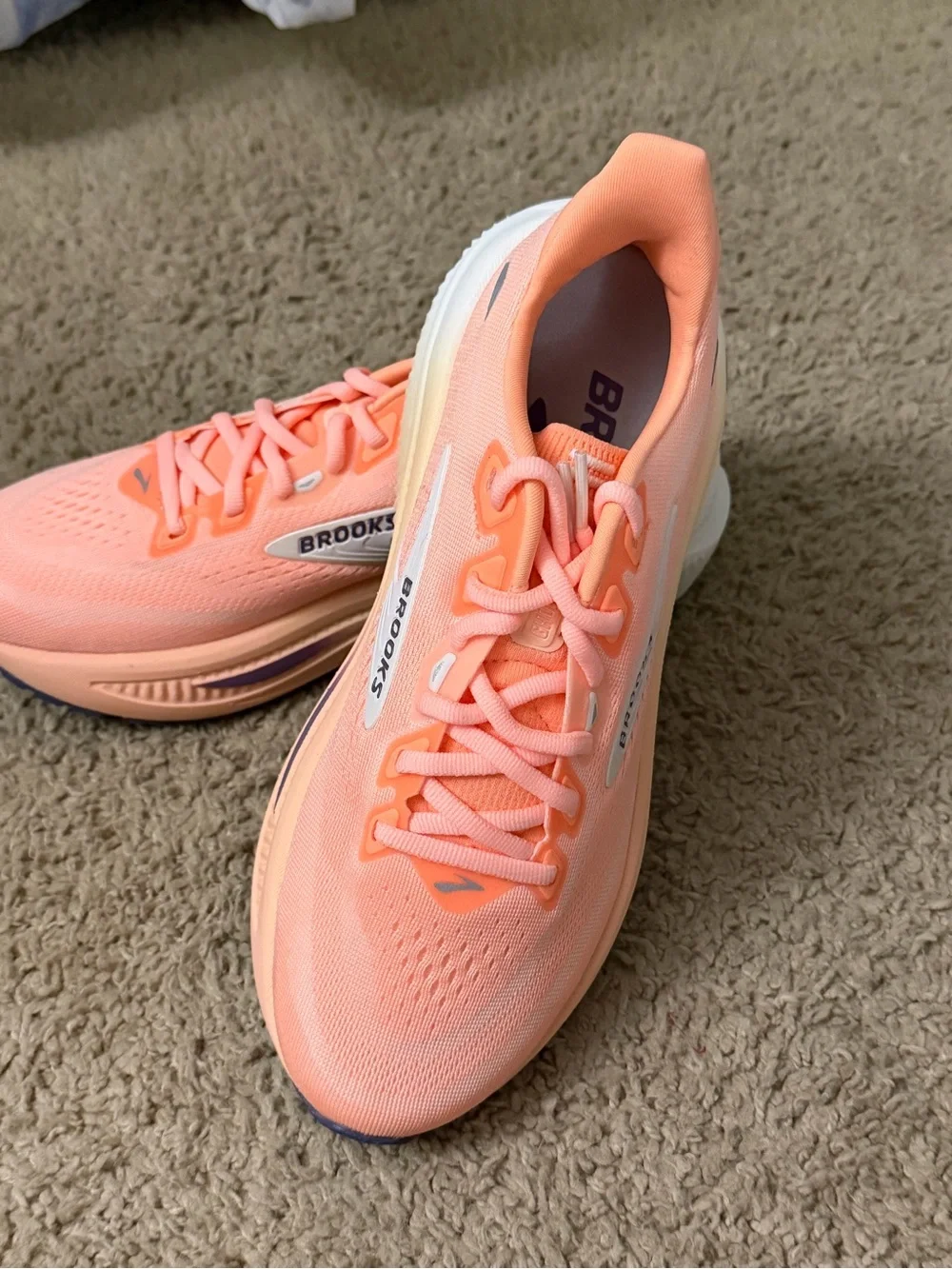 Brooks Women’s Athletic Shoe - Coral Peach with White and Purple Accents NEW 7